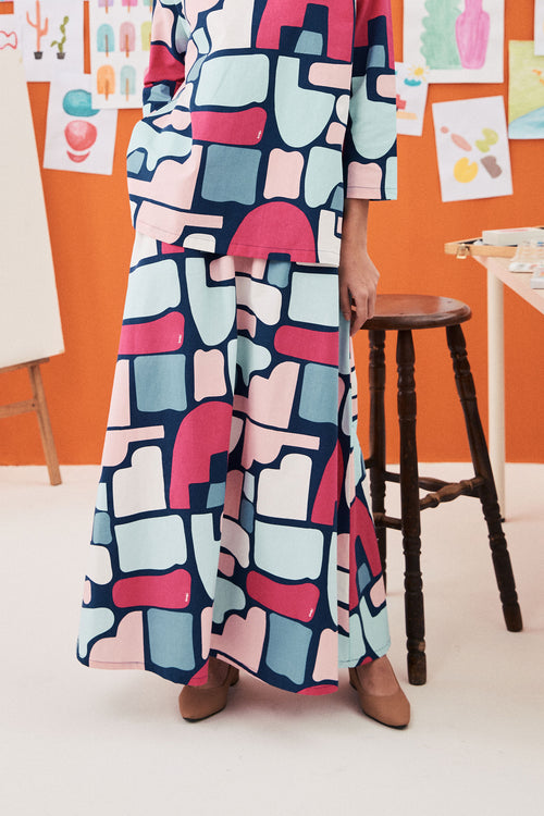 The Arte Women Flare Skirt Picasso Print