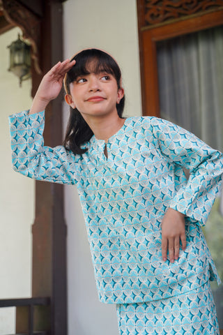 The Nikmat Collection Girl Kurung Top Mint Drops Print