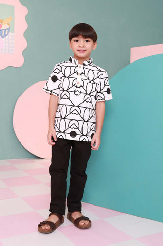 The Nikmat Collection Boy Short Sleeves Shirt Fuji Print