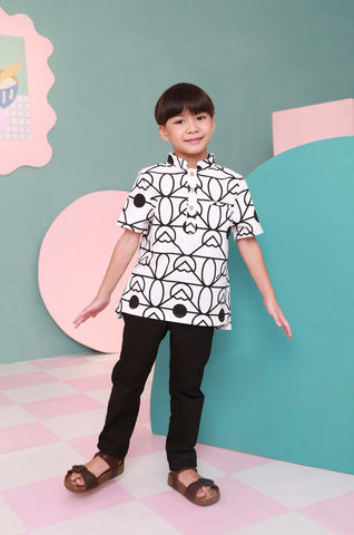The Nikmat Collection Boy Short Sleeves Shirt Fuji Print