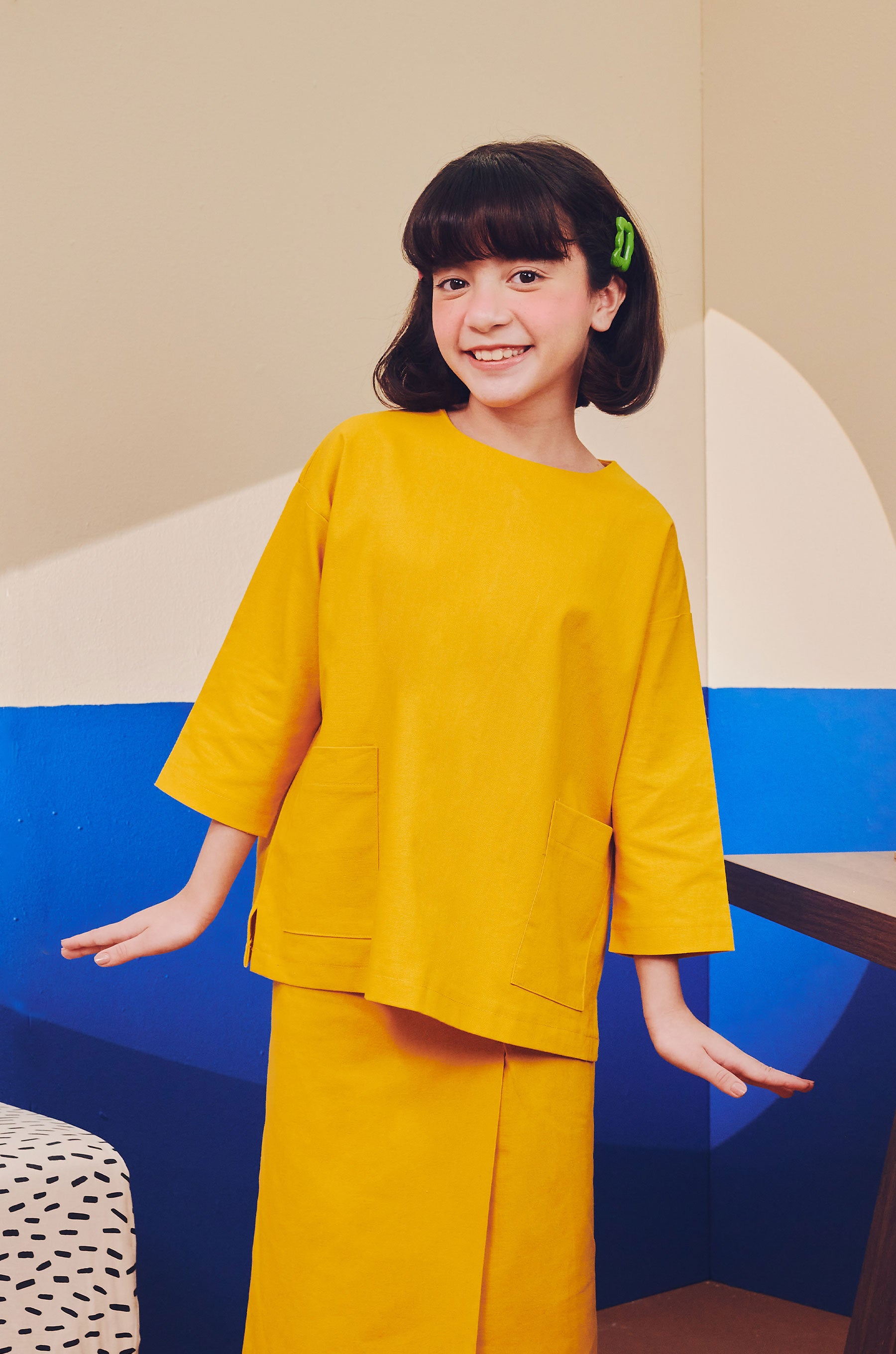 baju raya family sedondon kids girl pair pockets boxy blouse mustard