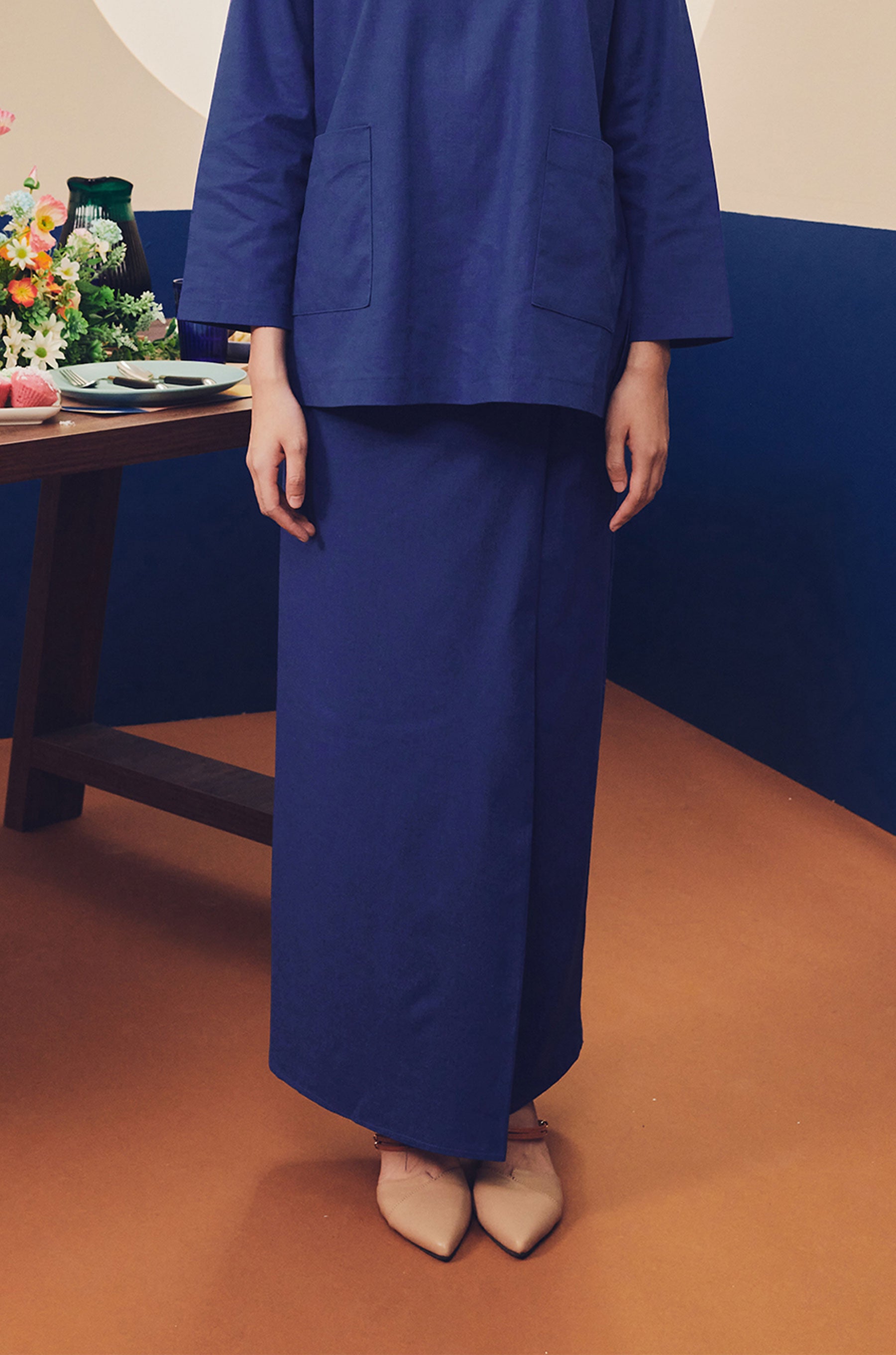 baju raya family sedondon adult woman classic skirt royal blue