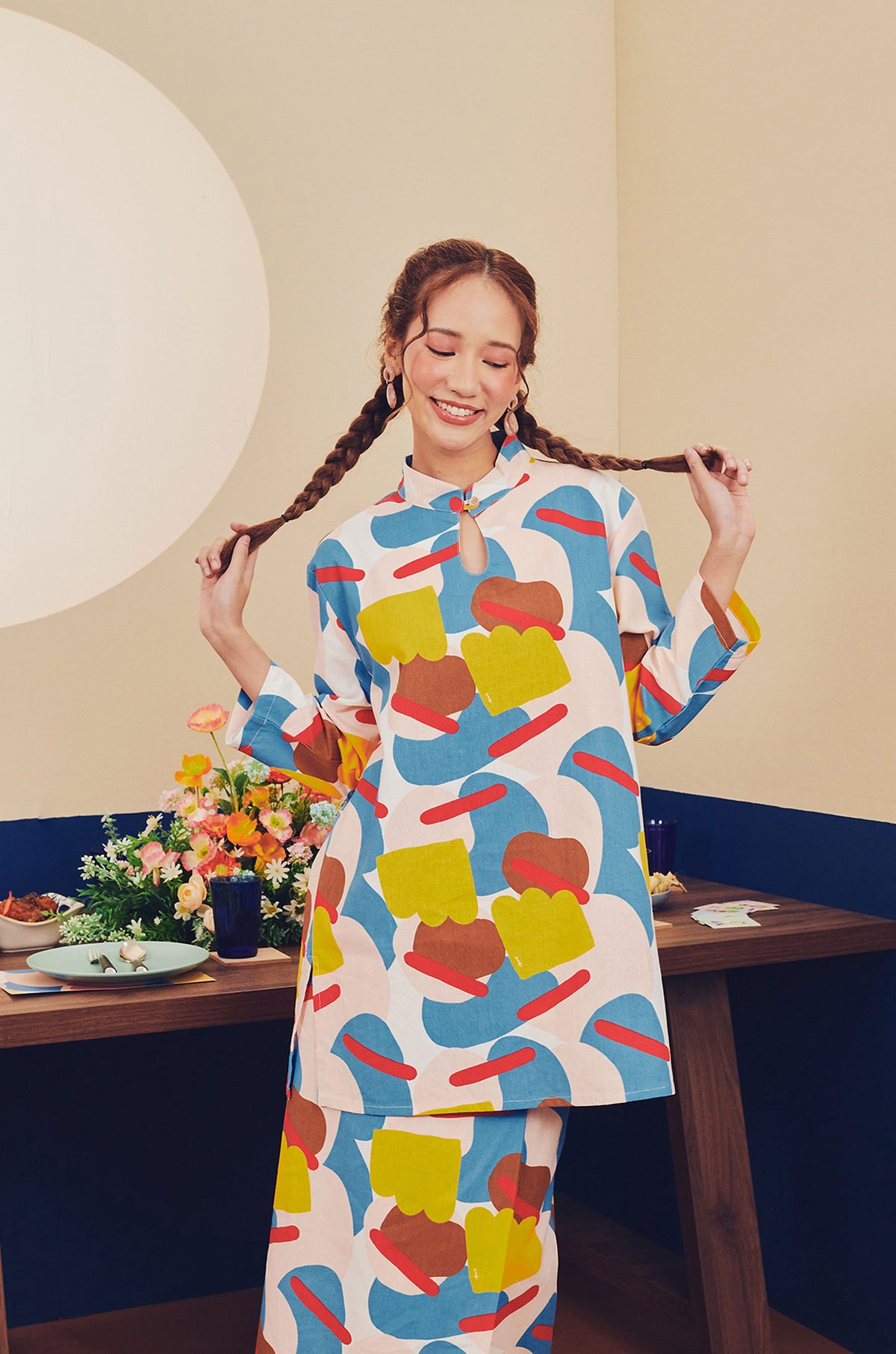 baju raya family sedondon adult woman kurung blouse top mandarin collar jellybean print