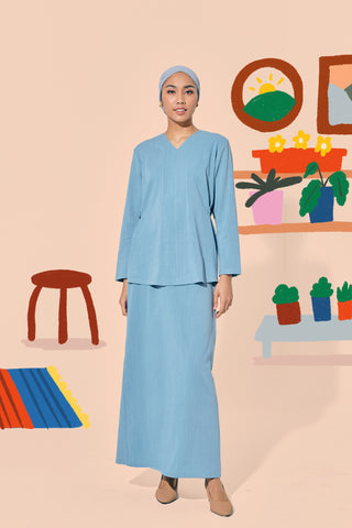 The Ruma Riang Women Basic Skirt Blue