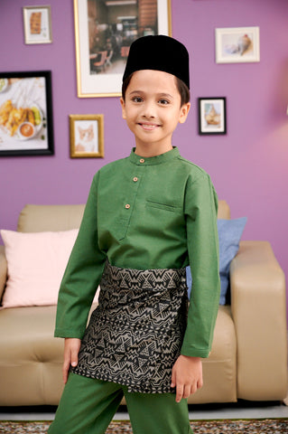 The Kenangan Raya Boy Baju Melayu Set Pine Green