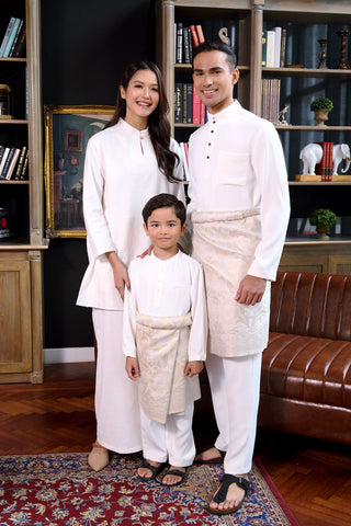 The Warisan Raya Women Mandarin Collar Kurung Blouse White