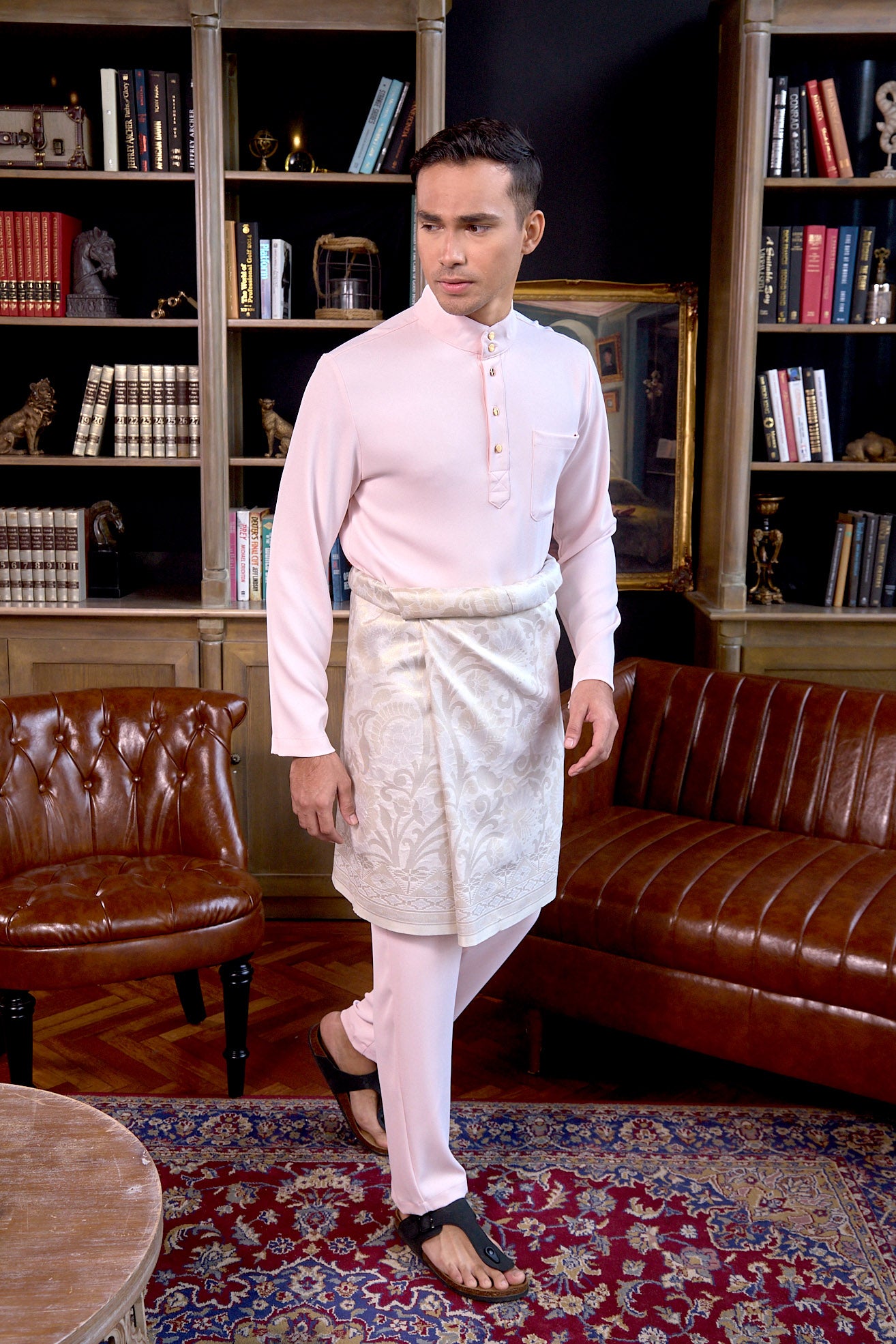 The Warisan Raya Men Baju Melayu Set Pink