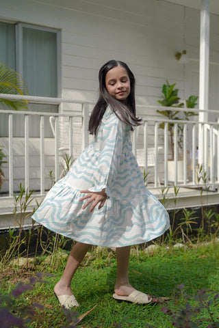 Girl Holiday Dress in Wave