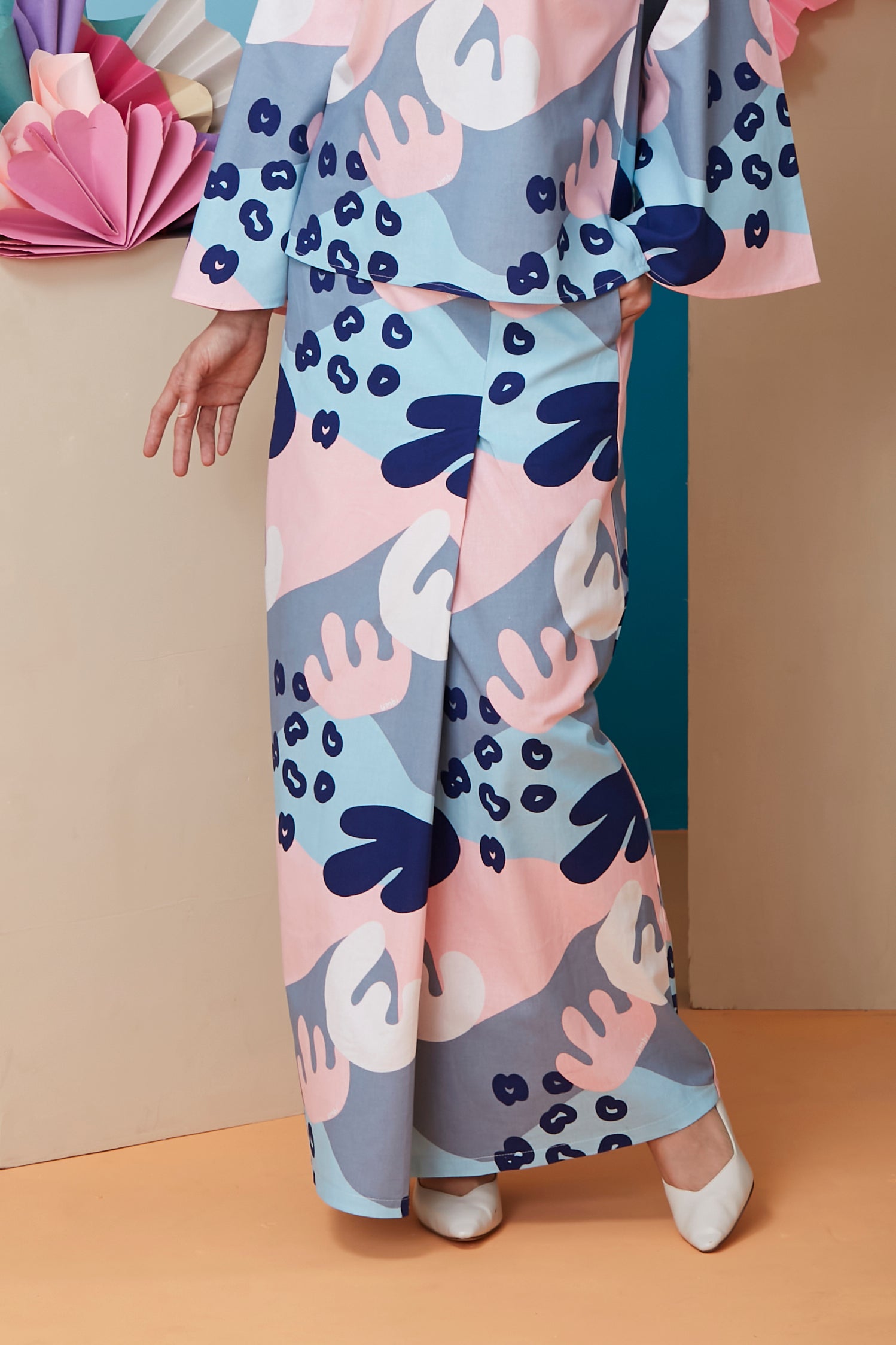 baju raya family sedondon adult women classic skirt blue coral print